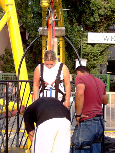 BUNGEE